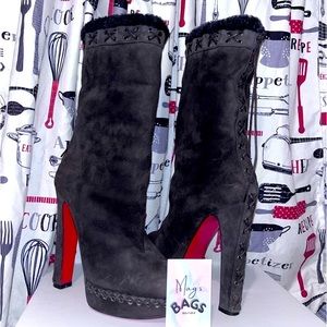 Louboutin: Suede Corset Lace Up 2-in-1 Fold Over Shearling Fur Heel Boots